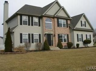 6002 Palomino Dr, Allentown, PA 18106