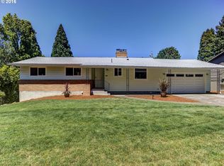 10285 SW Hillview St, Tigard, OR 97223