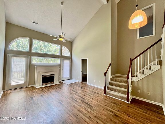 4th image of 2720 Townes Drive