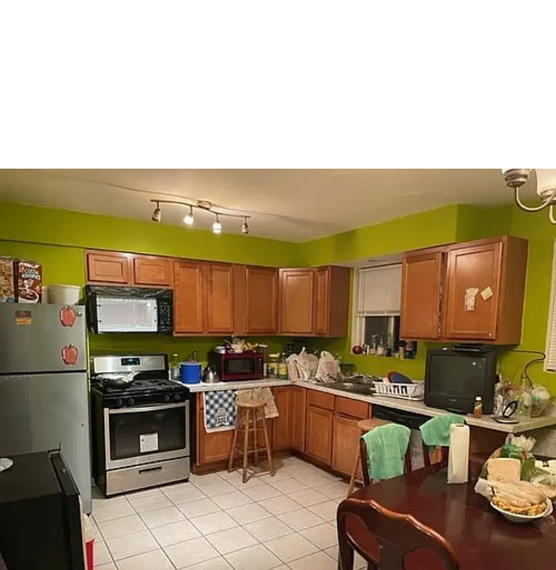 2 bed, 1025 sqft, $1,700 — Photo 4