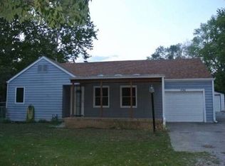530 NW 35th St, Topeka, KS 66617