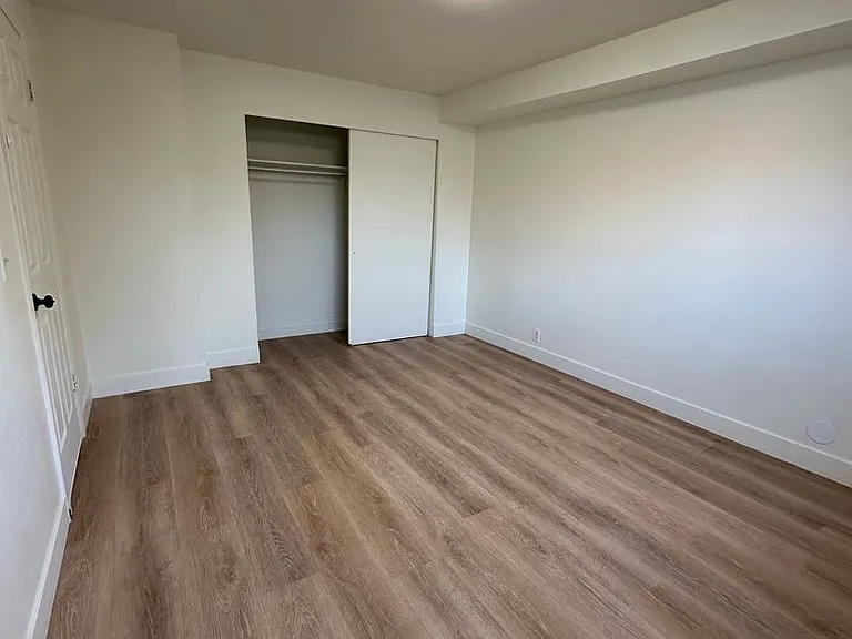 768 N Redwood Rd #12 — Photo 20