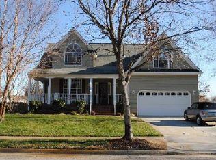2745 Pleasant Acres Dr, Virginia Beach, VA 23453