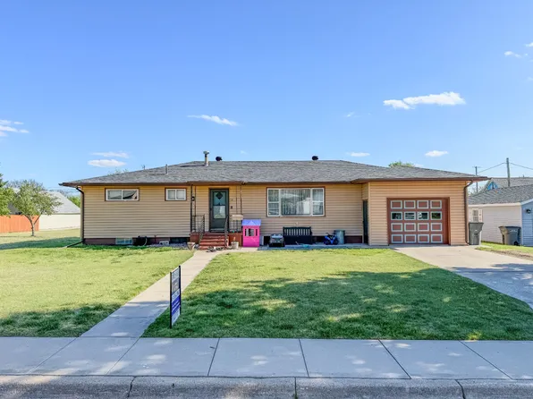 107 N 4th St, Stockton, KS 67669