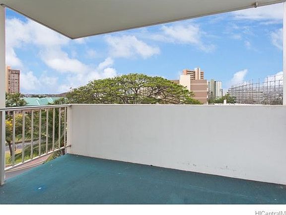 3rd image of 1031 Ala Napunani St APT 301