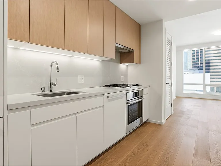 877 Francisco St #717 — Photo 1