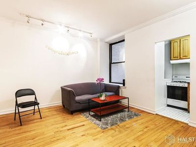 112 W 72nd St APT 5A, New York, NY, 10023