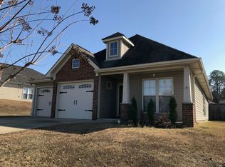 186 Rossburg Dr, Calera, AL 35040
