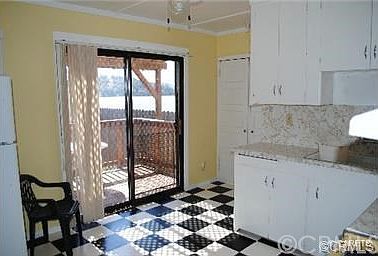 3rd image of 14425 Lakeshore Dr