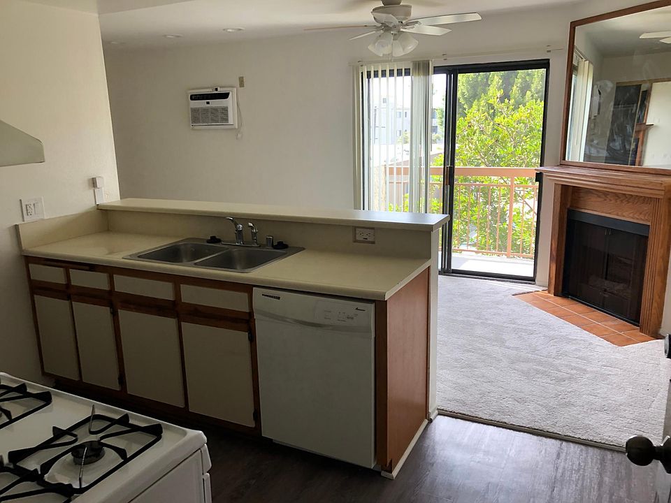 1st image of 1321 N Vista St APT 306