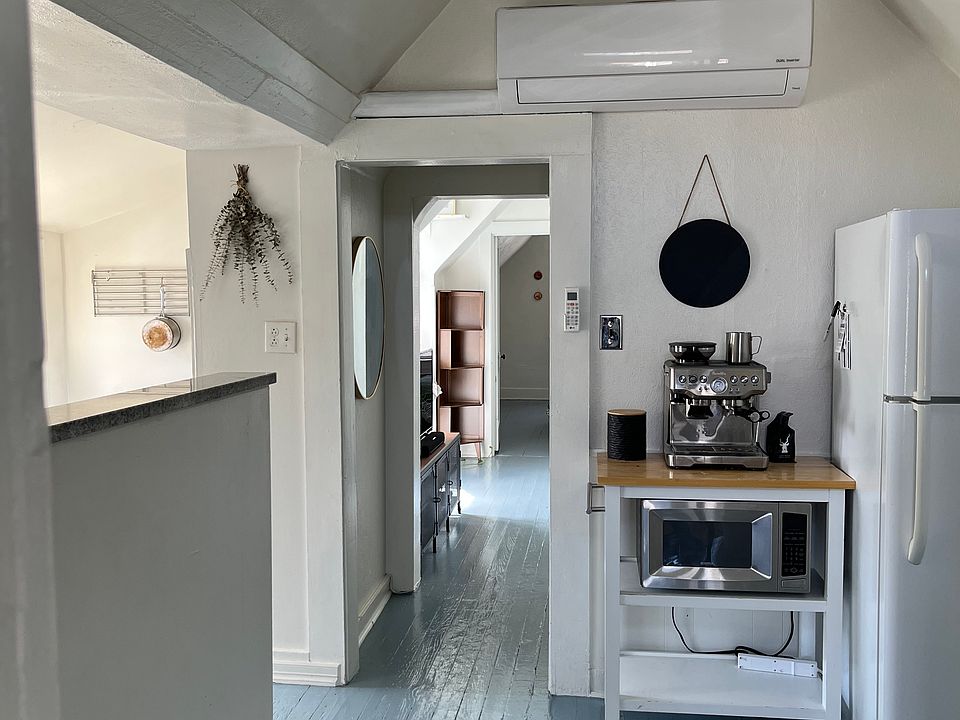 Rolling cart, fridge, air conditioner