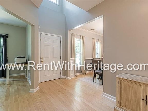 5th image of 6172 Almorah Ct