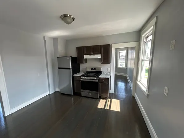 26 Arlington St #2, Bridgeport, CT 06606