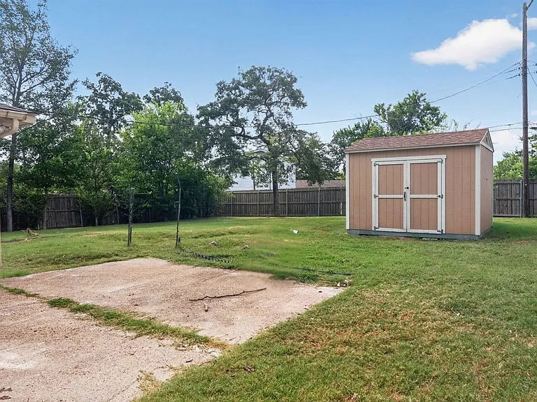 725 Mary Lake Dr — Photo 30
