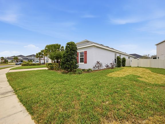 3rd image of 5816 Brunner Ct