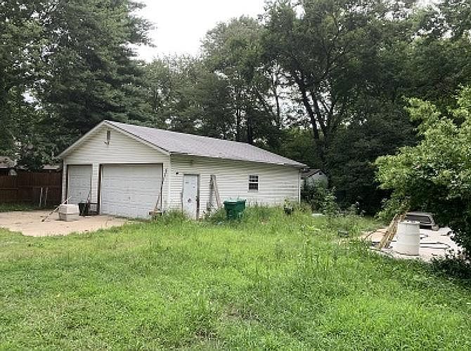 2nd image of 4372 Bohm School Rd