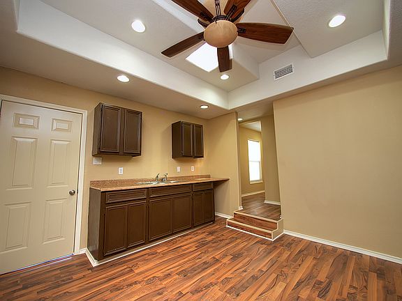 5th image of 4617 Cheryl Dr