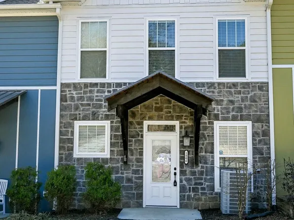 1806 Young Rd, Cleveland, TN 37323
