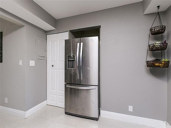 5th image of 227 Wimbledon Lake Drive #.