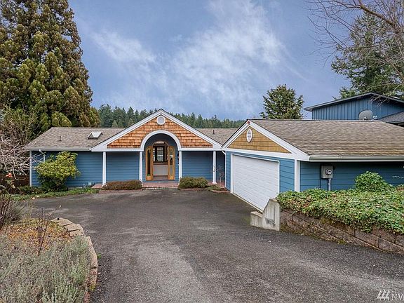 3rd image of 3001 White Cloud Ave NW