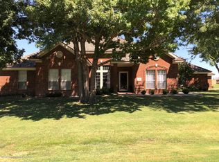 705 Skyline Dr, Borger, TX 79007