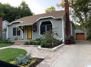 3809 Apple St, Lincoln, NE 68503