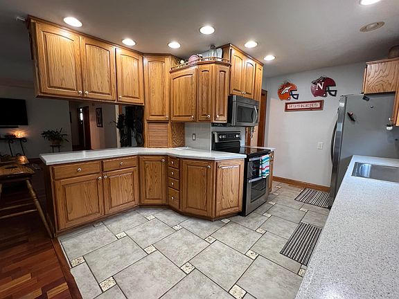 3rd image of 3014 Cedarberry Ln