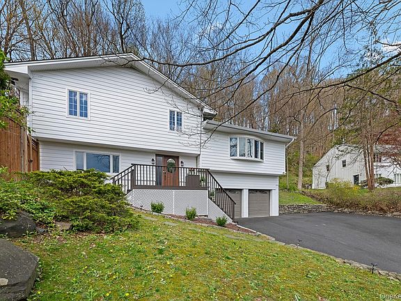 2nd image of 168 Pound Ridge Road
