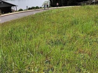 3 Riverview Dr #3, Brookings, OR 97415