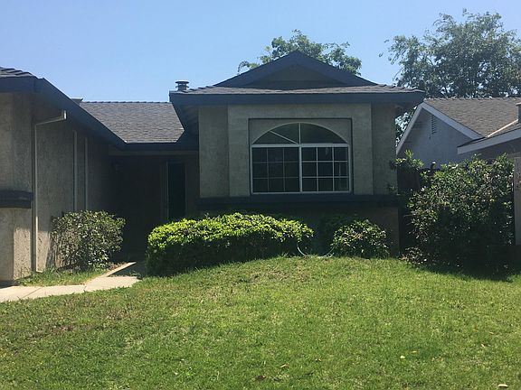 3rd image of 312 Los Altos Dr