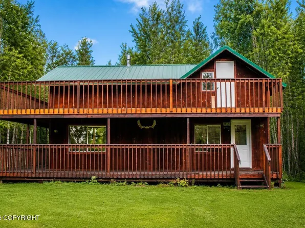 1210 Hudson Rd, Healy, AK 99743
