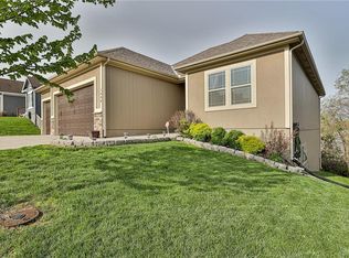 1408 SW Cross Creek Dr, Grain Valley, MO 64029