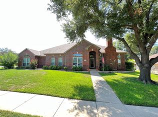 1801 Fern Ct, Grapevine, TX 76051