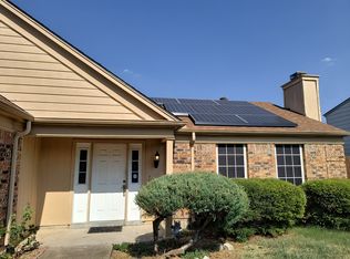 4110 Scotland Dr, Grand Prairie, TX 75052