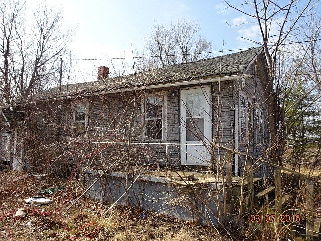 2nd image of 30991 Holly Rd