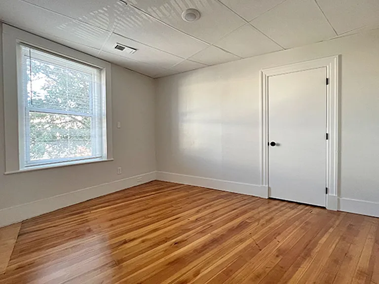 278 Cabot St #3-A — Photo 17