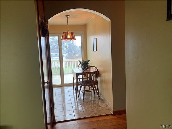 2nd image of 313A Pleasantview Dr