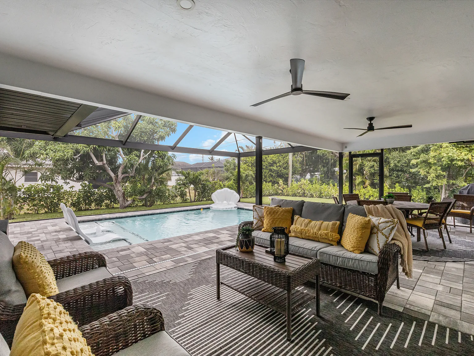 3 bed, 1426 sqft, $6,000 — Photo 3