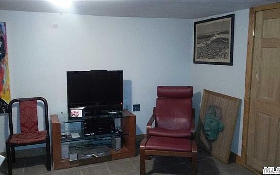 2nd image of 14558 159th St