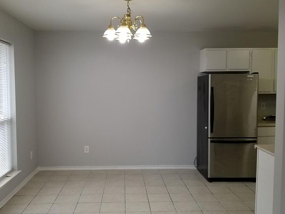 4th image of 904 Naomi Ln Unit B