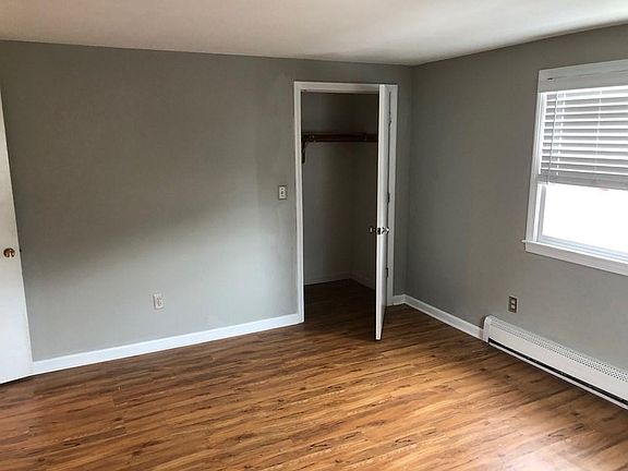 5th image of 18 Chelmsford St Unit 1