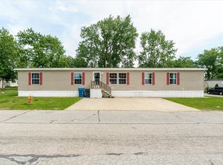 861 4th St, Normal, IL 61761