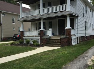 2056 Carabel Ave, Lakewood, OH