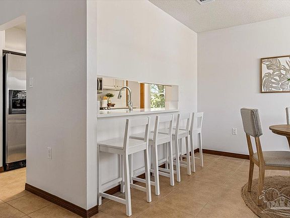 4th image of 3009 Bob White Dr