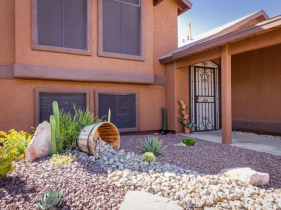 2nd image of 7441 S Vista Del Arroyo