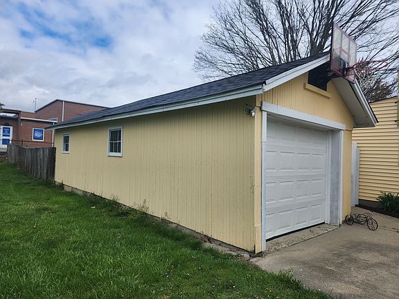 4th image of 606 W Pearl St