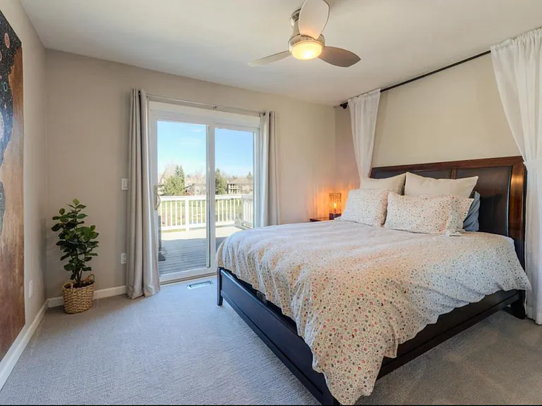 2439 Norwood Ave — Photo 19