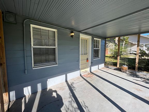 2nd image of 402 E Sunset Ave