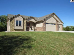 4305 W Red Tail Rd, Hutchinson, KS 67502