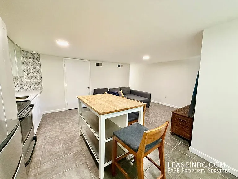 1850 3rd St NW #B — Photo 6